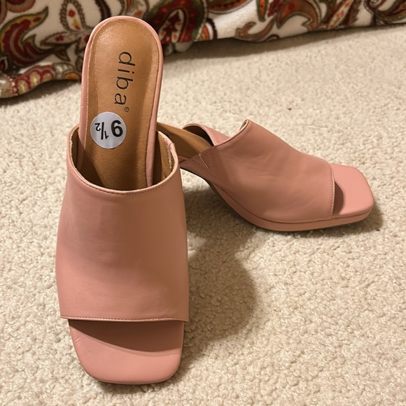 Diba never worn pink block heel sandal 3” - Picture 2 of 5